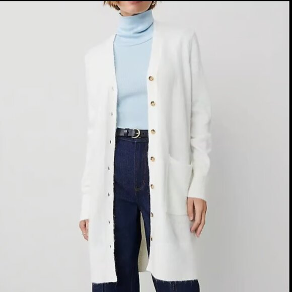 ANN TAYLOR WEEKEND COLLECTION WINTER WHITE BRUSHED LONG V NECK CARDIGAN SWEATER - Picture 1 of 7